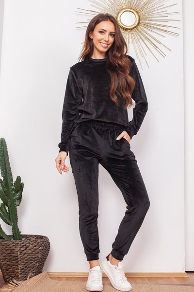 Czarny damski komplet dresowy - Odzież