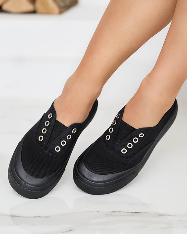 OUTLET Женские кроссовки на толстой подошве черного цвета Askol- Обувь