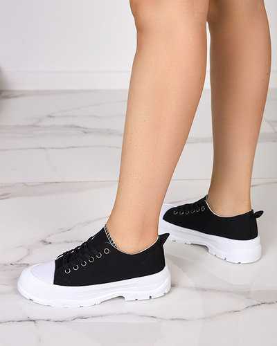 Juodi moteriški sportbačiai ant aukštesnio pado Mytiko - Avalynė