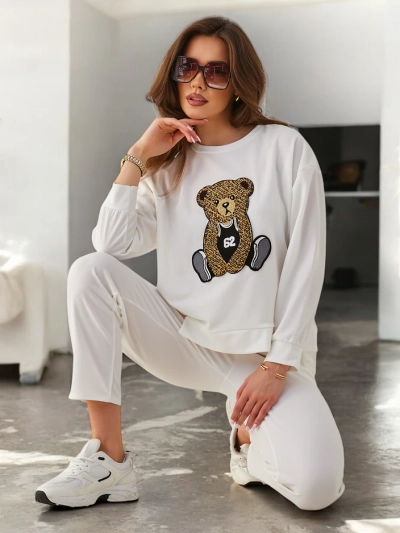Royalfashion Женский вязаный комплект с медведем