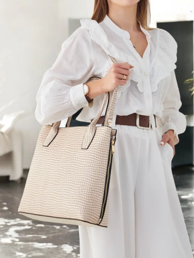 Royalfashion Lakiruota moteriška rankinė su reljefu