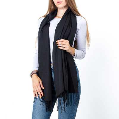 Черный женский шарф