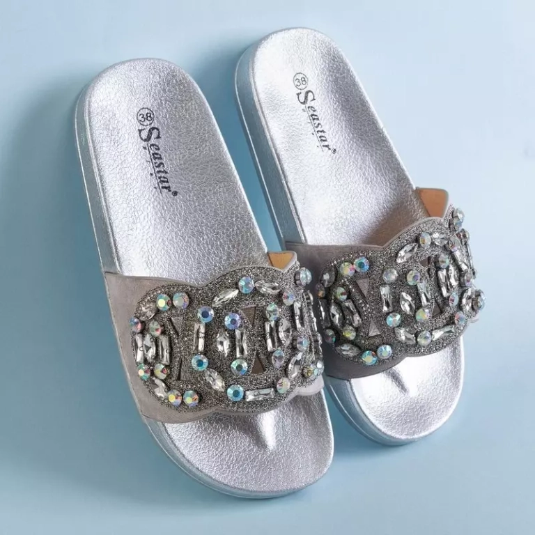 OUTLET Sidabrinės guminės šlepetės su „Masandra“ ornamentais - Avalynė