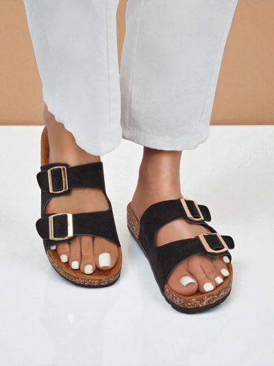 Damskie klapki Letitia czarne, zamszowe, płaski obcas, włoski design