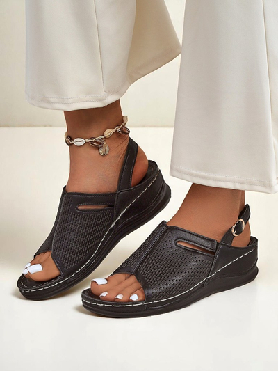 Royalfashion Damskie sandały na niskim koturnie Mira – totalny sztos!