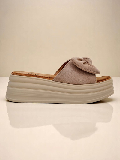 Royalfashion Женские шлёпанцы на платформе Givan