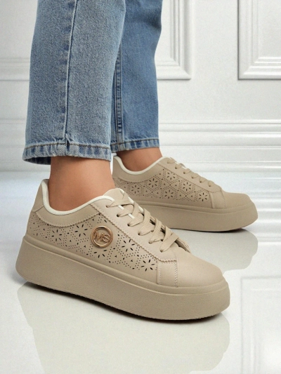 Женские кроссовки на платформе Callista Royalfashion, цвет экрю, экокожа