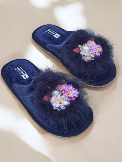 Royalfashion Moteriški pūkiniai šlepetės su gėlėmis Ederra