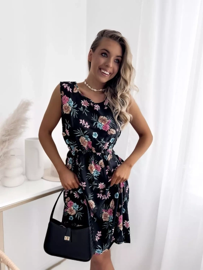 Черное женское мини-платье с цветочным узором - Одежда