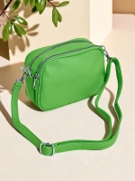 тёмно-зелёный