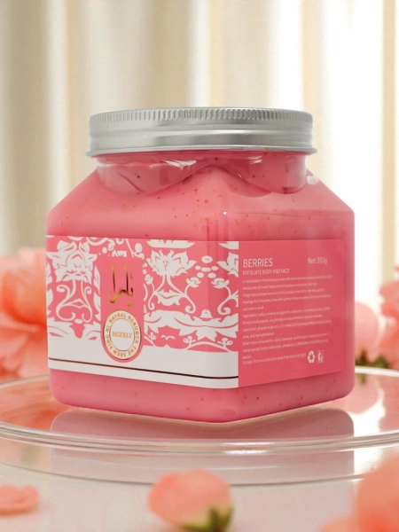 Smulkiavilnių veido ir kūno šveitiklis „Berries“