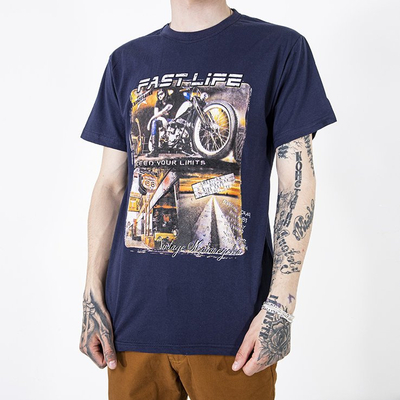 Темно-синяя мужская хлопковая футболка с принтом