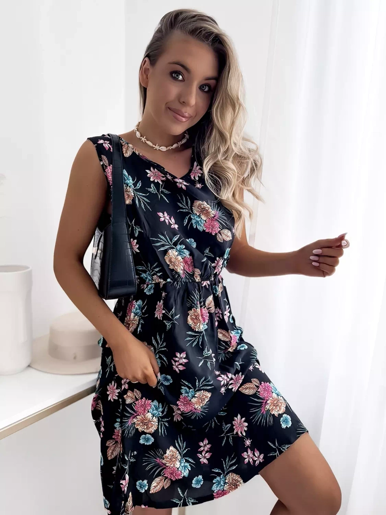 Черное женское мини-платье с цветочным узором - Одежда