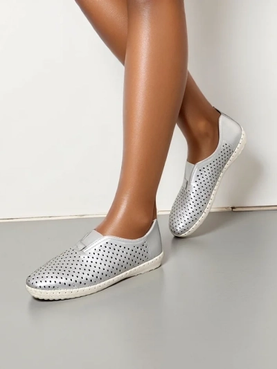 Royalfashion moteriški perforuoti loafers Gofielle