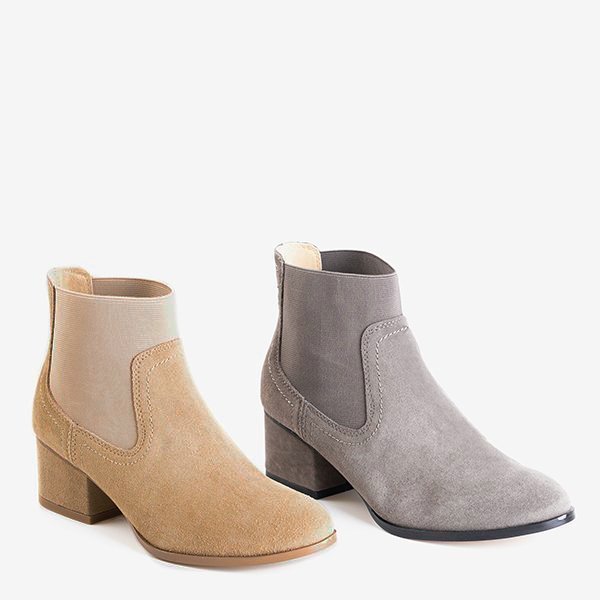 Beżowe damskie botki na płaskim obcasie Tarina - Obuwie