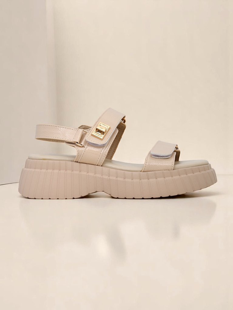 Royalfashion Женские сандалии на толстой подошве Aganda