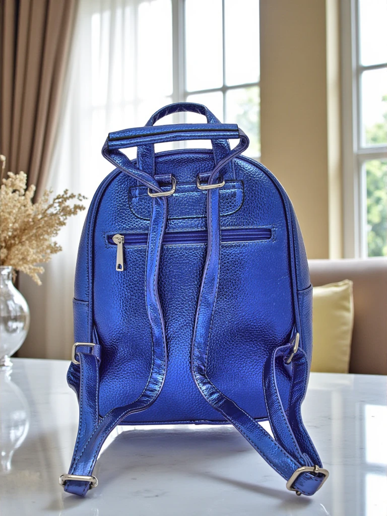 Royalfashion Женский рюкзак из экокожи с металлическими полосками Metallic Stripes