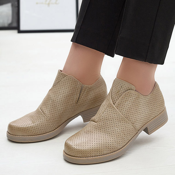 Бежевые женские полусапожки из экокожи Ilioppa- Footwear