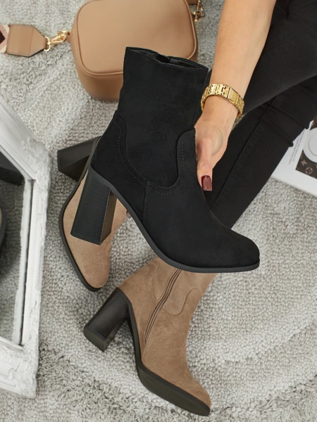 Moteriški eko zomšiniai aulinukai su storu kulnu Rune Fast