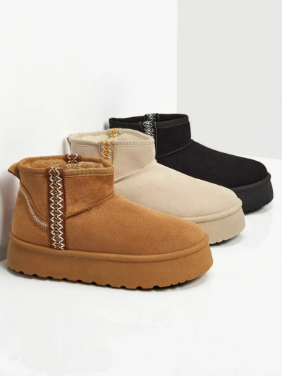 Короткие женские ботинки a'la снегоходы Pravel