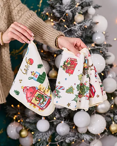 Royal fashion Švenčių rinkinys, skirtas 4 virtuvės rankšluosčiams Linksmų Kalėdų