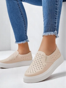 juodas