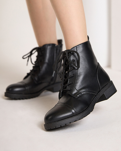 Черные женские сапоги на низком каблуке Verasi