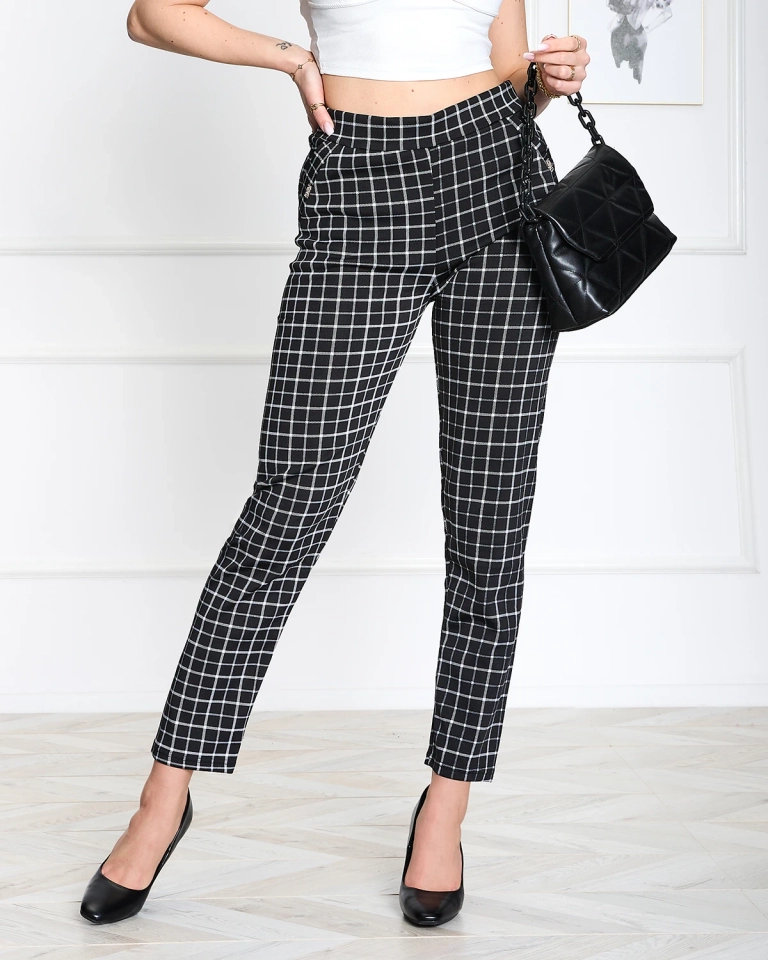 Женские брюки-теггинсы в черную клетку PLUS SIZE- Одежда