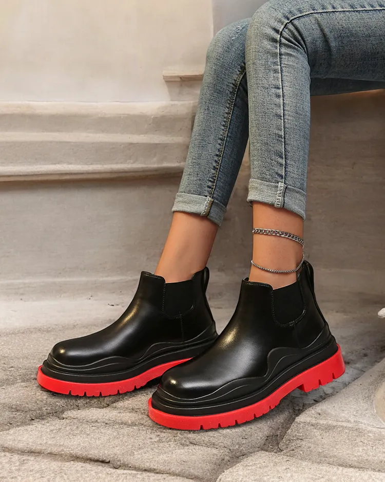 Royalfashion Moteriški batai Derri