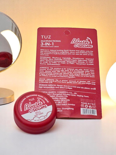 Kreminiai skaistalai indelyje Rosy Cheek
