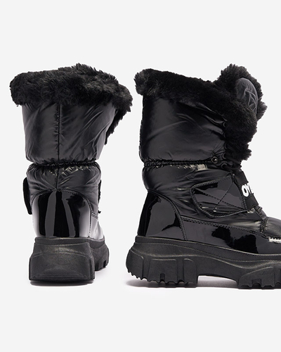 Женские ботинки-снежки на плоской подошве черного цвета Sapollo- Footwear