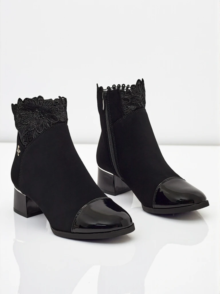 Moteriški matiniai aulinukai su storu kulnu ir nėriniais Velmoria