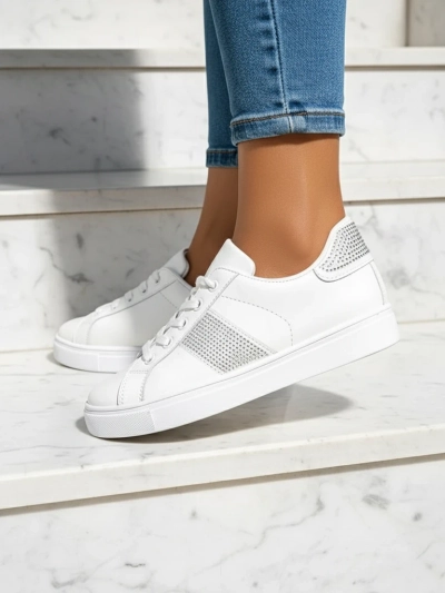 Luminosa Białe Sneakersy z Ekologicznej Skóry