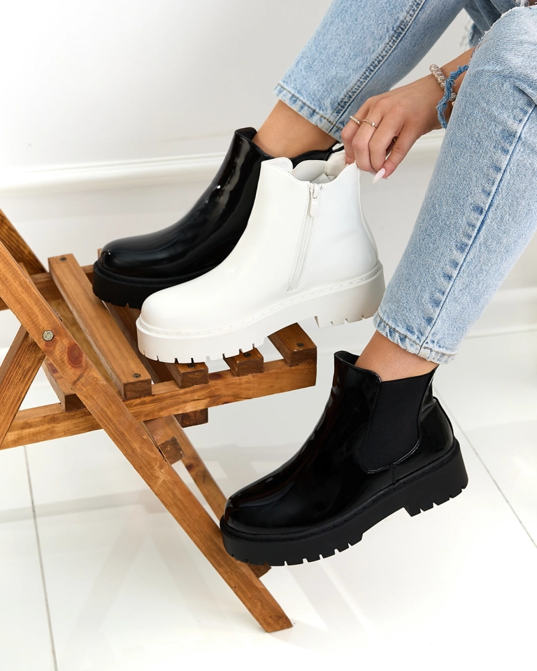 "Royalfashion" Juodi lakuoti moteriški bateliai be kulno Blizgūs elegantiški bateliai