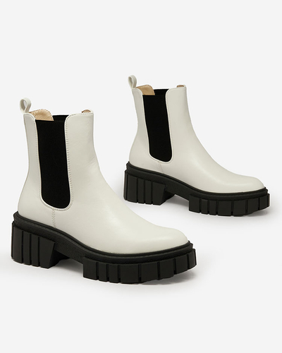 Royalfashion Balti moteriški batai tvirtu padu Eferope