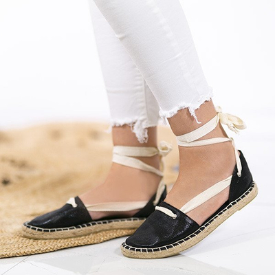 Czarne espadryle z ozdobnym wiązaniem Clarissa - Obuwie