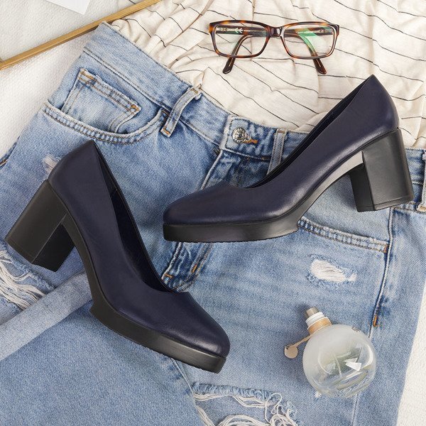 Туфли-лодочки OUTLET Navy лакированные на посту Леонида - Туфли