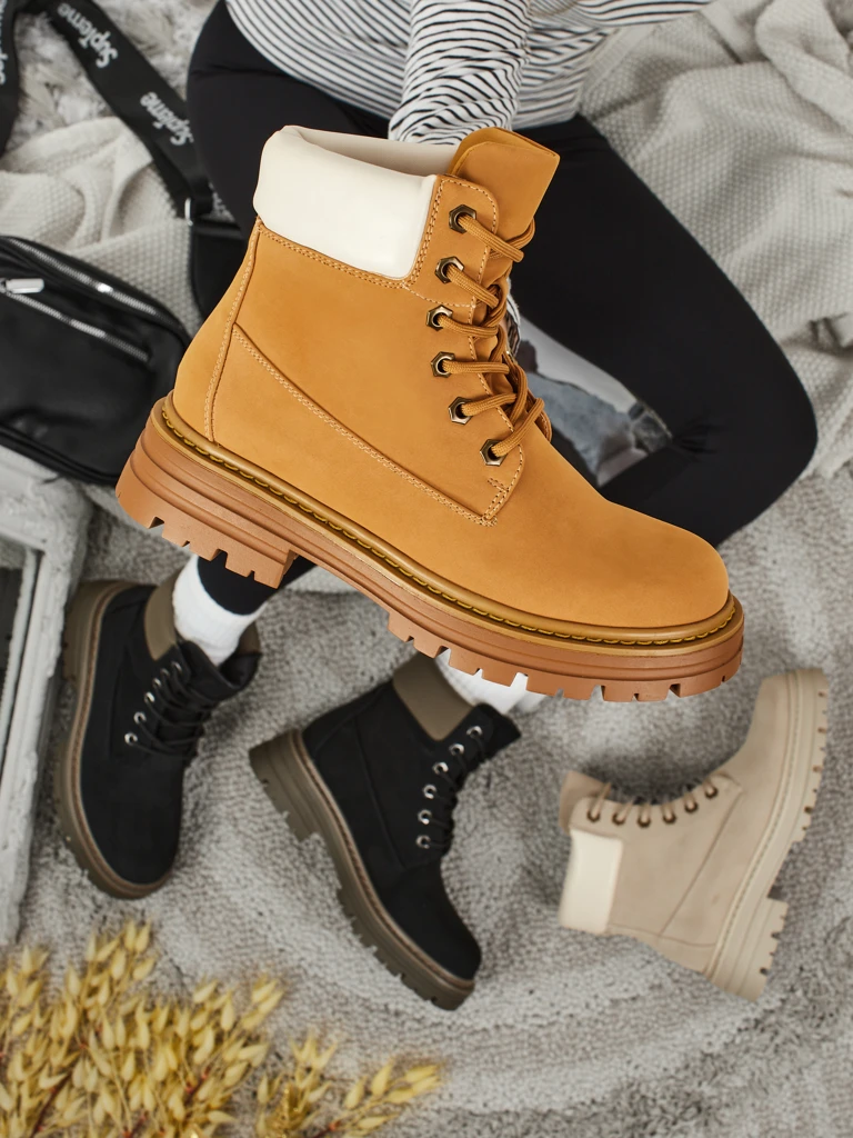 Moteriški aulinukai Avienne