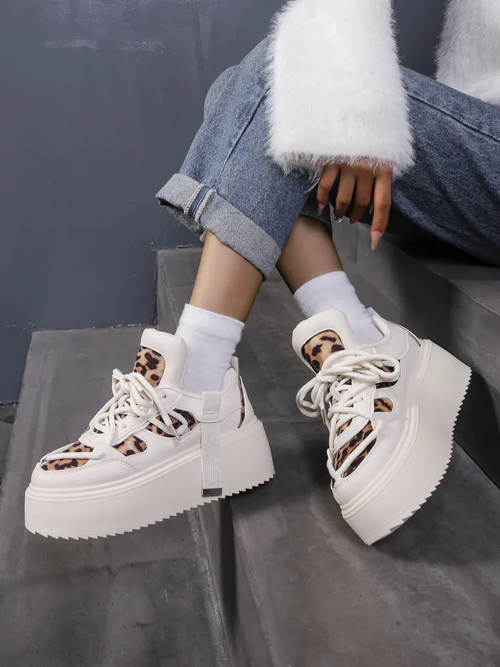 Royalfashion Moteriški platforminiai sportiniai bateliai Aeroll