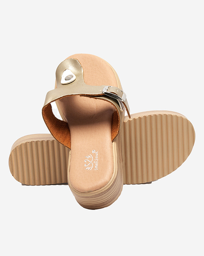 Auksinės moteriškos basutės ant Borico platformos - Avalynė