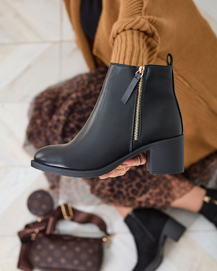 Royalfashion Черные женские сапоги на низкой шпильке из экокожи Rejerry