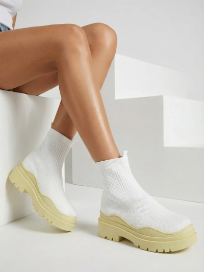 Elegantiški moteriški batai 'Limonka' vintažiniu stiliumi