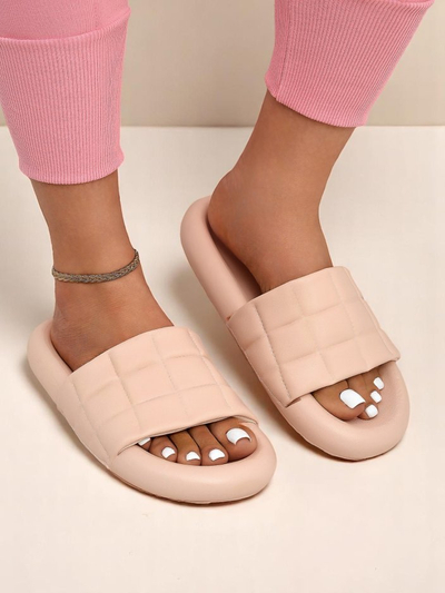 Royalfashion Damskie klapki Quilt Walk – mega sztos!