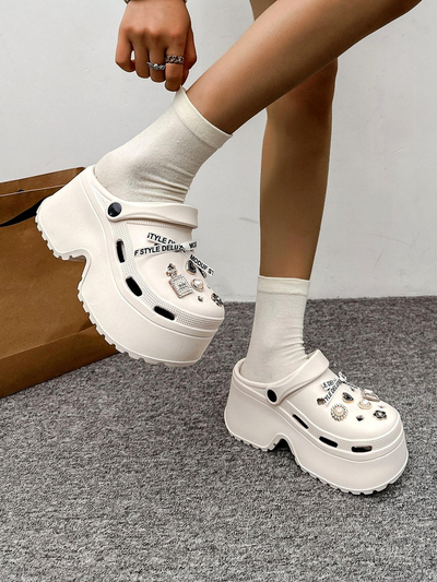 Royalfashion moterų guminių šlepečių su dekoracijomis Dellos