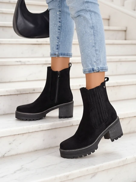 Женские ботинки Royalfashion Eco-замша на шнуровке от Segiag