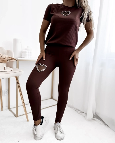 Royalfashion Tamsiai rudas moteriškas sportinis komplektas su širdelėmis