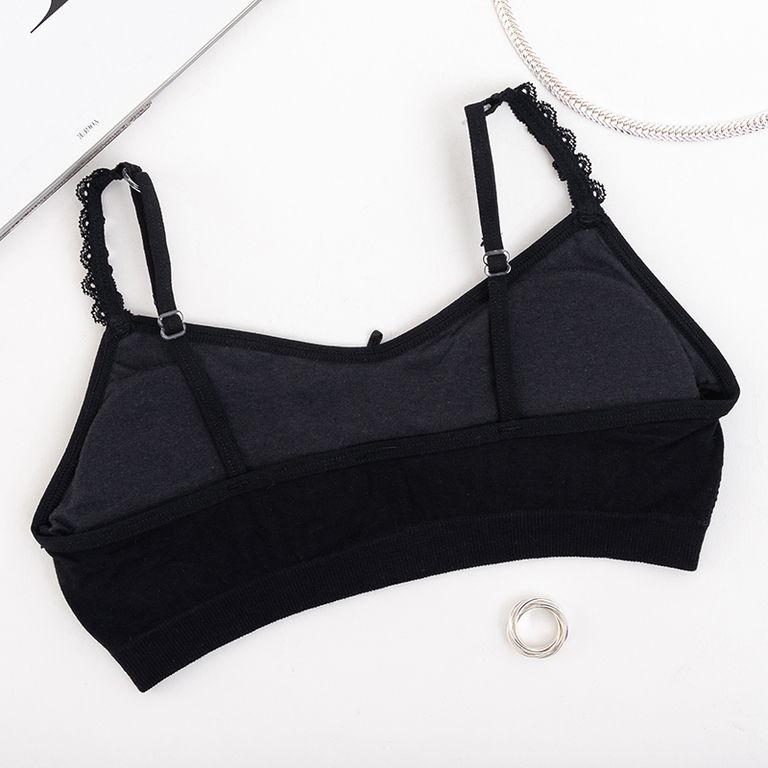 Черный бюстгальтер для девочек