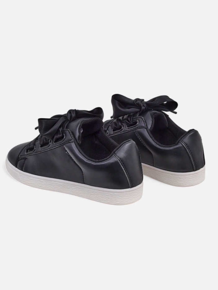 Кроссовки Royalfashion из эко-кожи для женщин с декоративными шнурками Etti