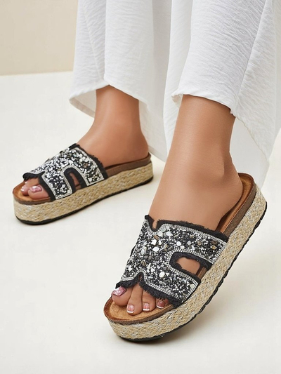 Royalfashion moteriškos šlepetės su Candy Candy papuošimais