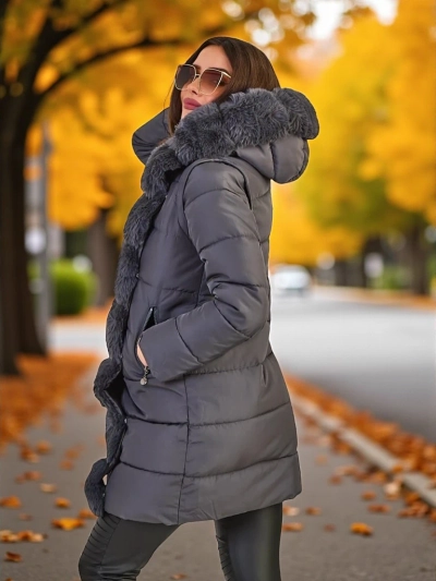 Женская куртка Royalfashion с отстегивающимися рукавами